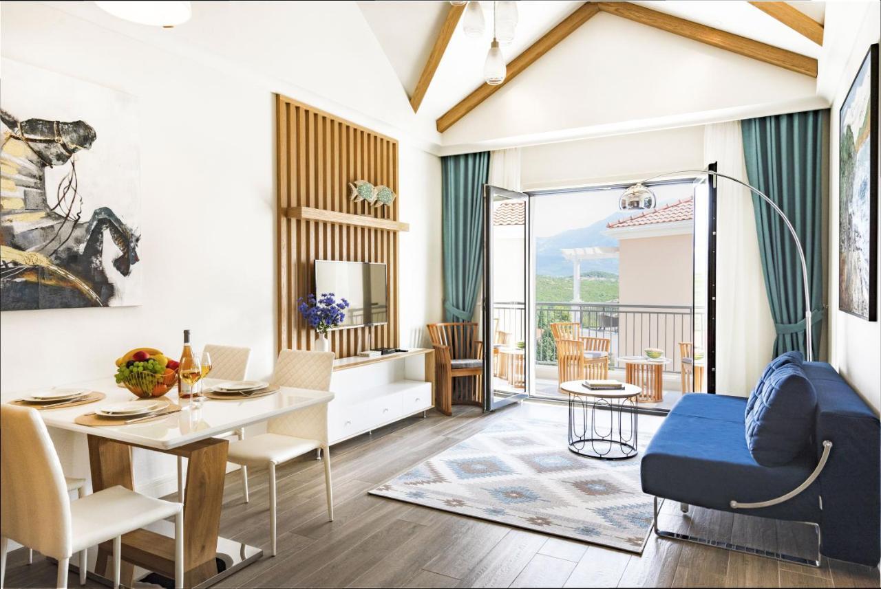Lustica Apartments Central Тиват Екстериор снимка