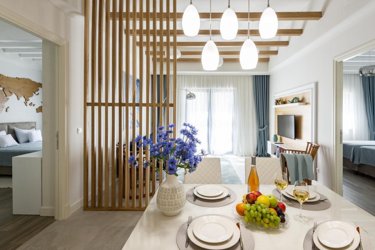 Lustica Apartments Central Тиват Екстериор снимка