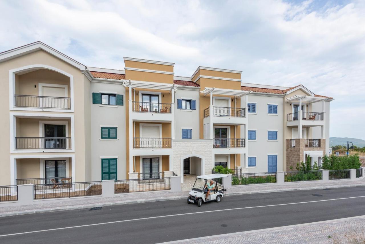 Lustica Apartments Central Тиват Екстериор снимка
