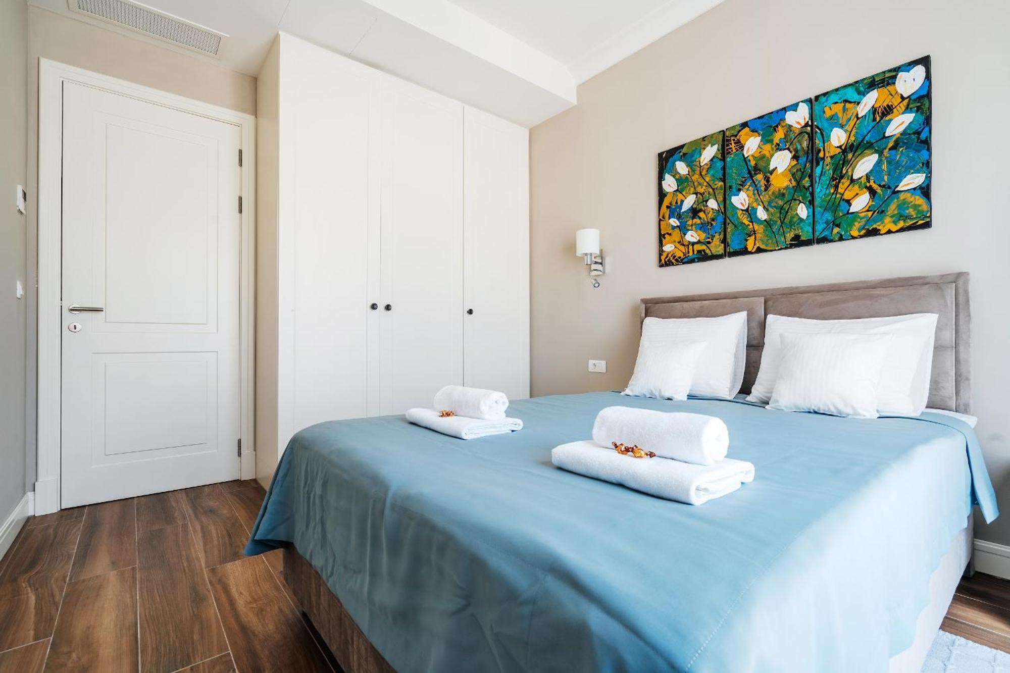 Lustica Apartments Central Тиват Екстериор снимка