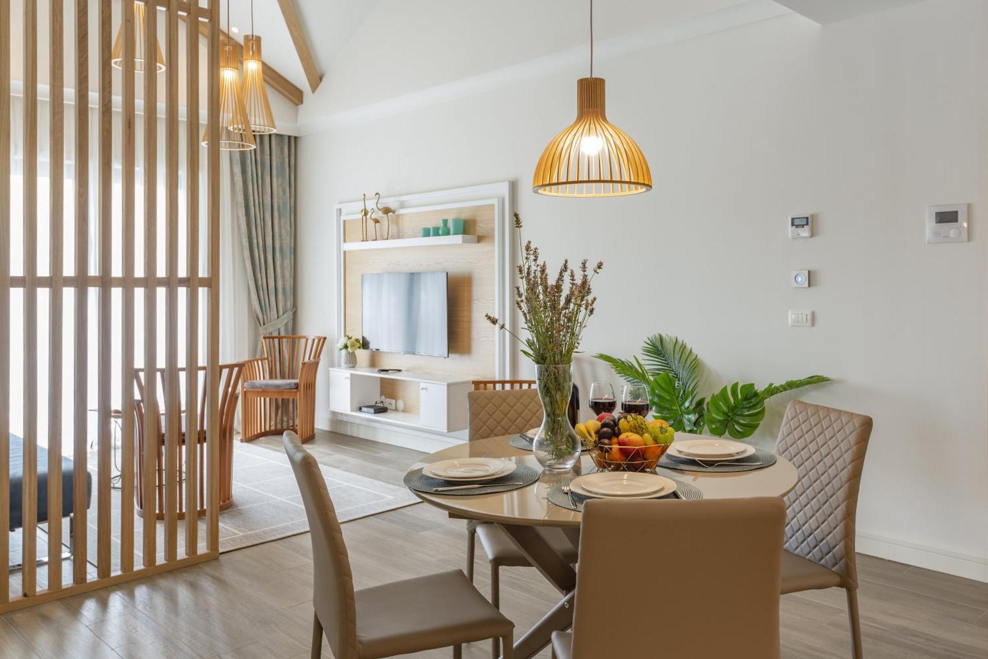 Lustica Apartments Central Тиват Стая снимка